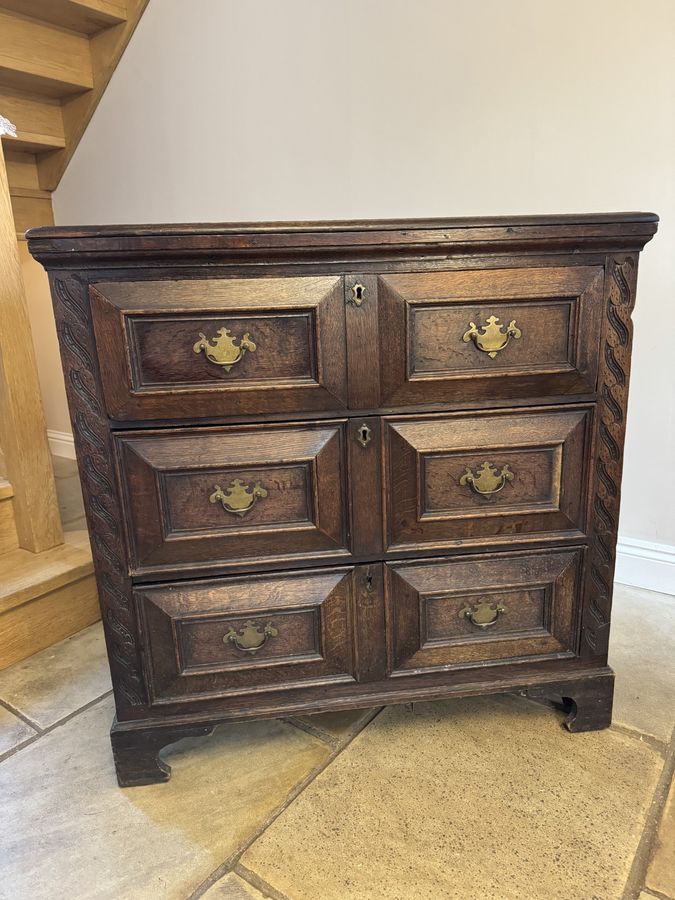 Antique Antique 18th century quality oak Jacobean chest of drawers 