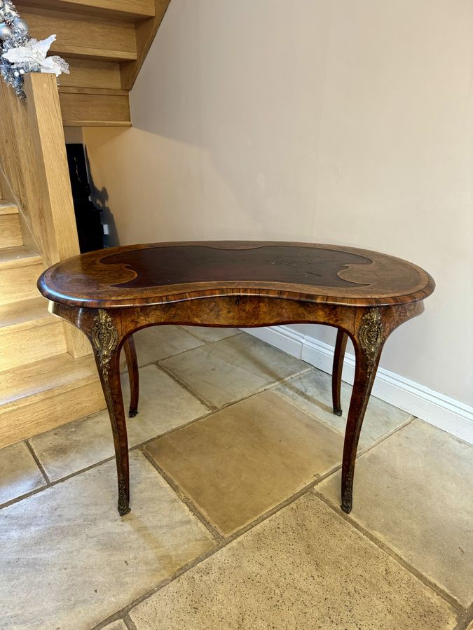 Antique Victorian freestanding quality inlaid burr walnut kidney writing table