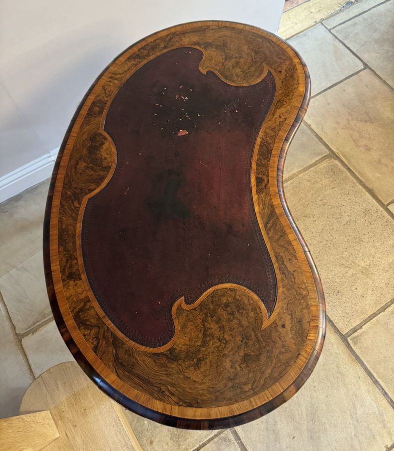 Antique Antique Victorian freestanding quality inlaid burr walnut kidney writing table 