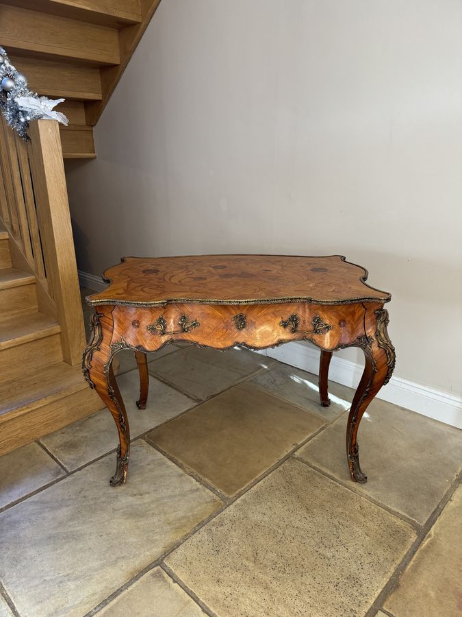 Antique Outstanding quality antique 19th century freestanding French kingwood marquetry inlaid centre table 