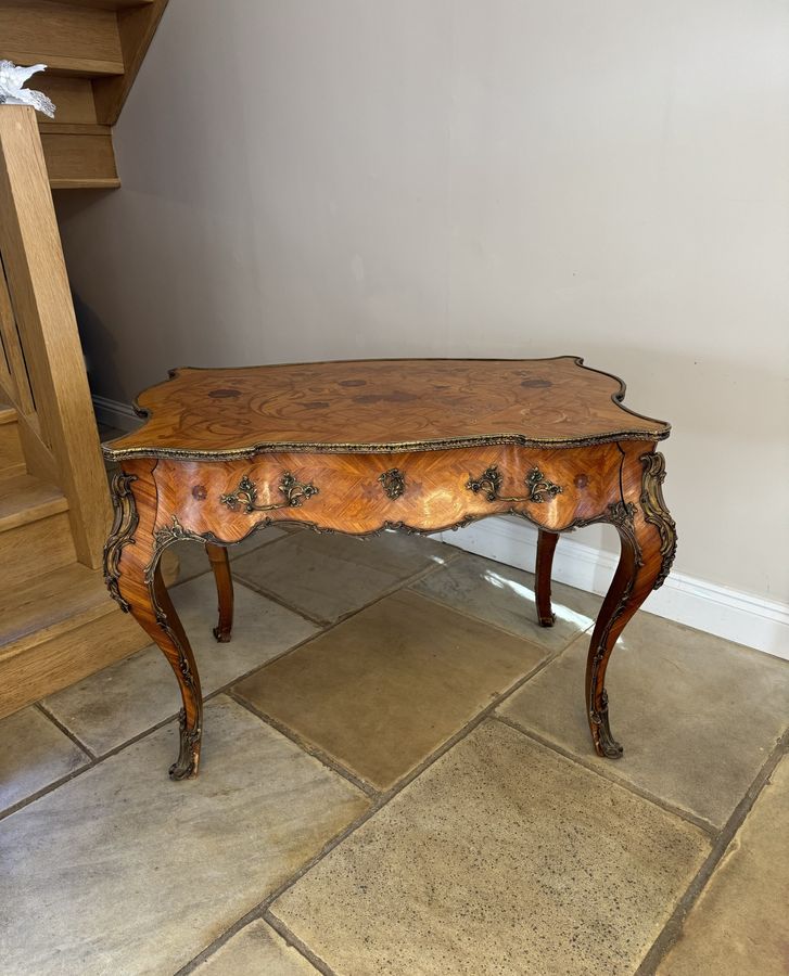 Antique Outstanding quality antique 19th century freestanding French kingwood marquetry inlaid centre table 