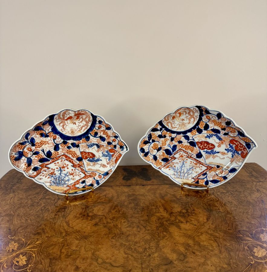 Antique Quality unusual pair of antique Japanese imari shaped plates 