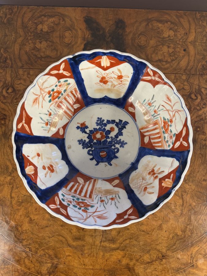 Antique Remarkable quality pair of antique Japanese imari bowls 