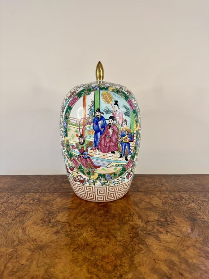 Quality early 20th Century Chinese famille rose vase and cover