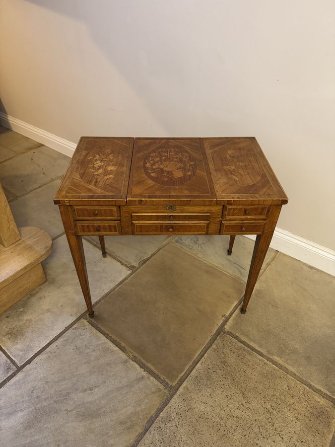 Antique Attractive antique Victorian French ladies quality marquetry inlaid kingwood dressing table 