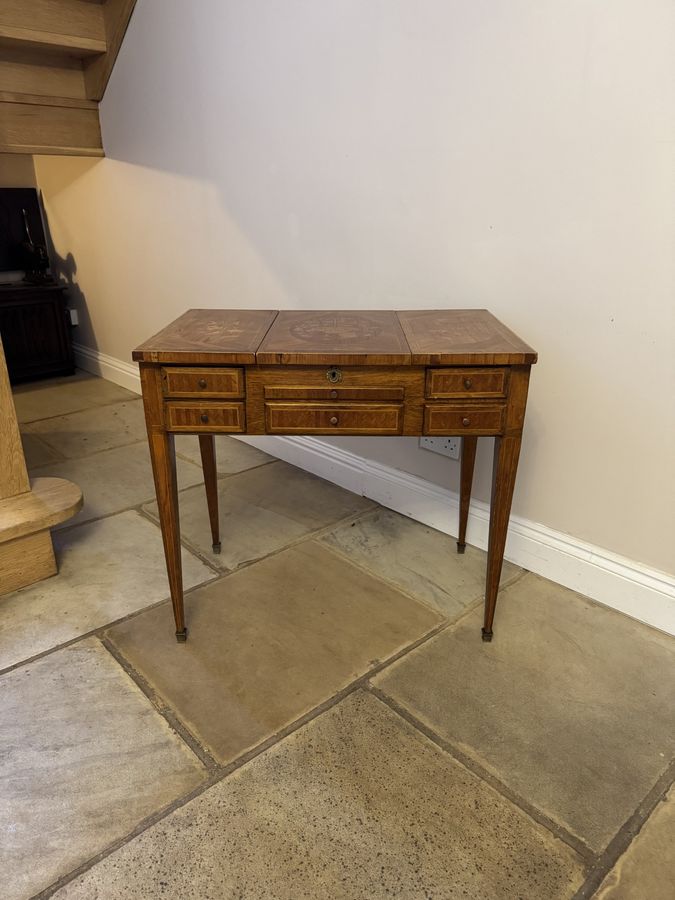 Antique Attractive antique Victorian French ladies quality marquetry inlaid kingwood dressing table 