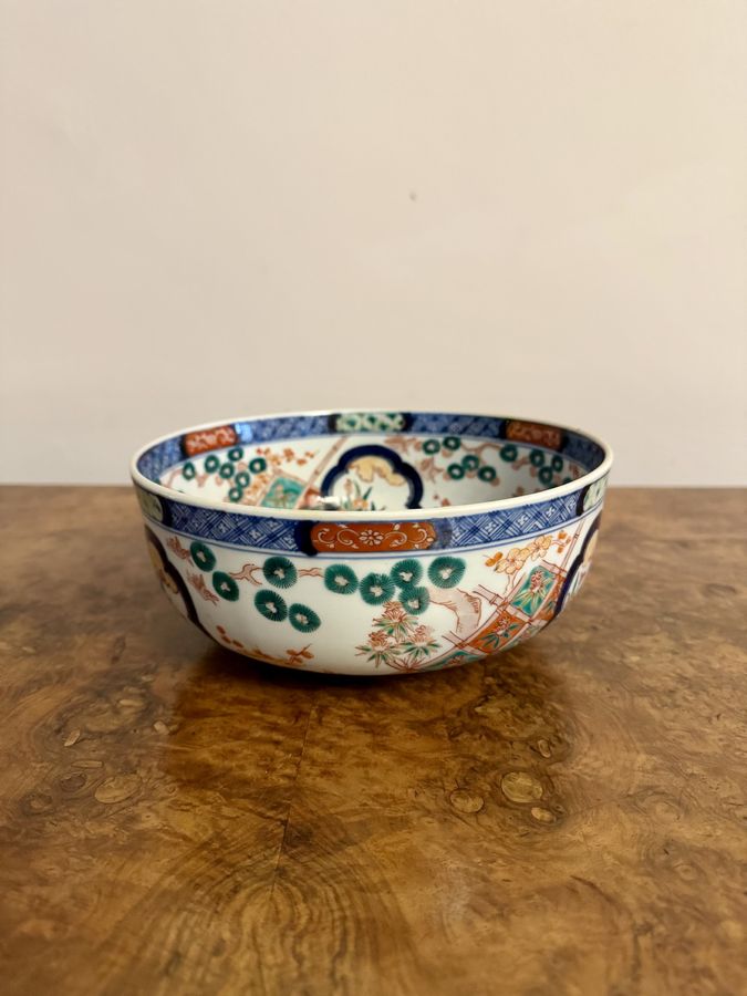 Fine quality antique Japanese imari bowl