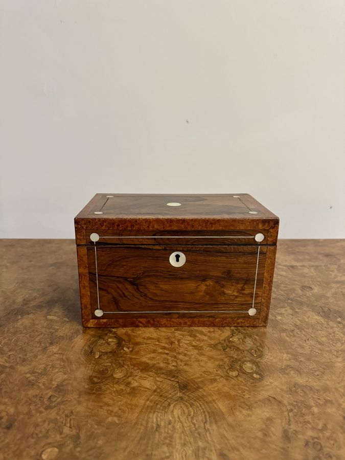 Antique Beautiful quality antique Regency rosewood tea caddy 