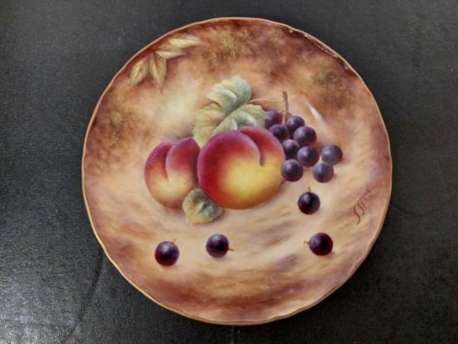 Antique Royal Worcester Hand Painted Fruit Study Plates 