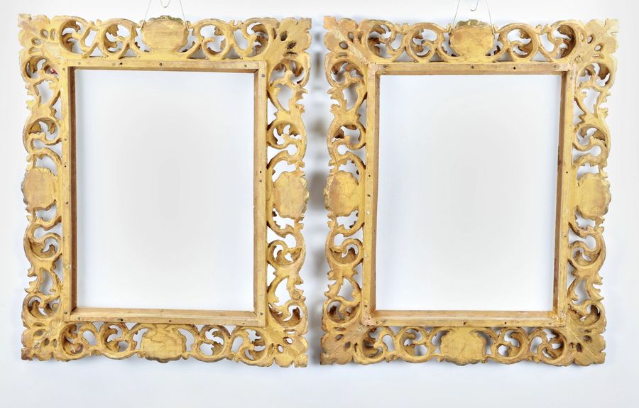 Antique A pair of Baroque frames