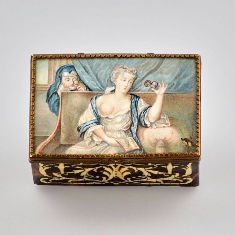 Antique Box with erotic scene. 19th century