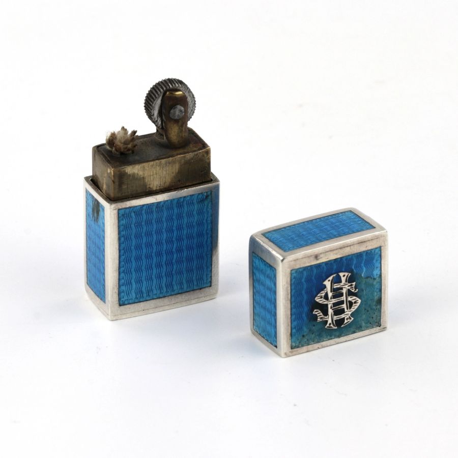 Antique Miniature ladies lighter made of silver with guilloche enamel.