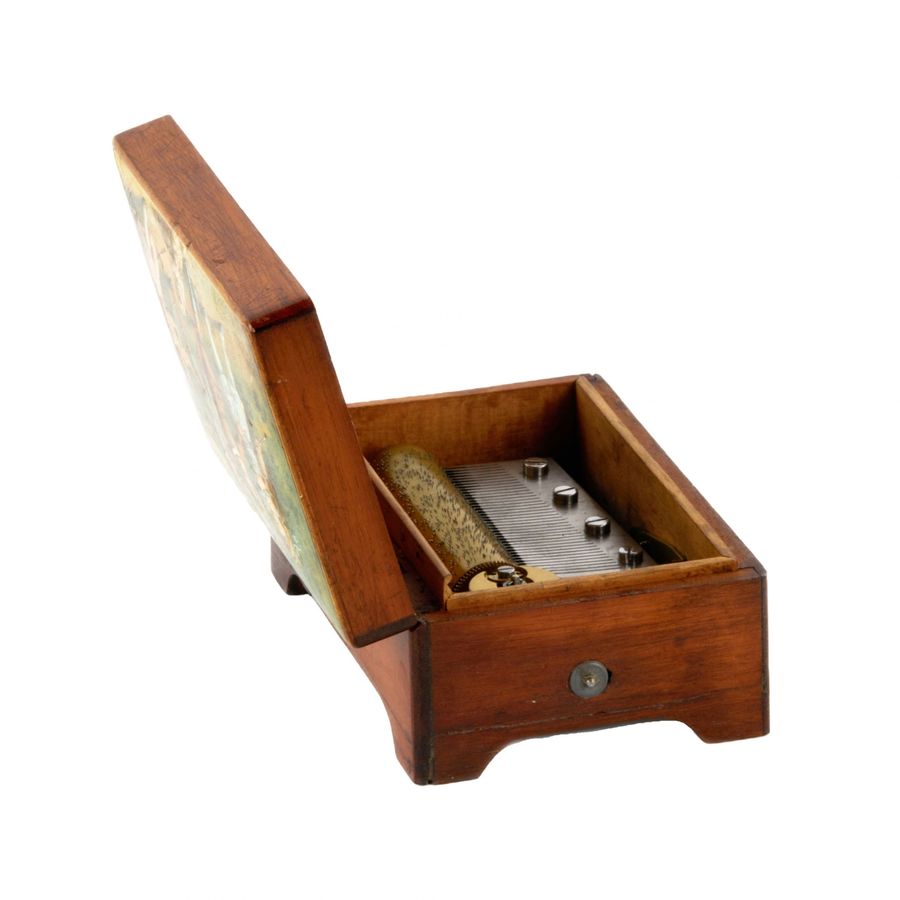 Antique Small music box. Early 20th century.