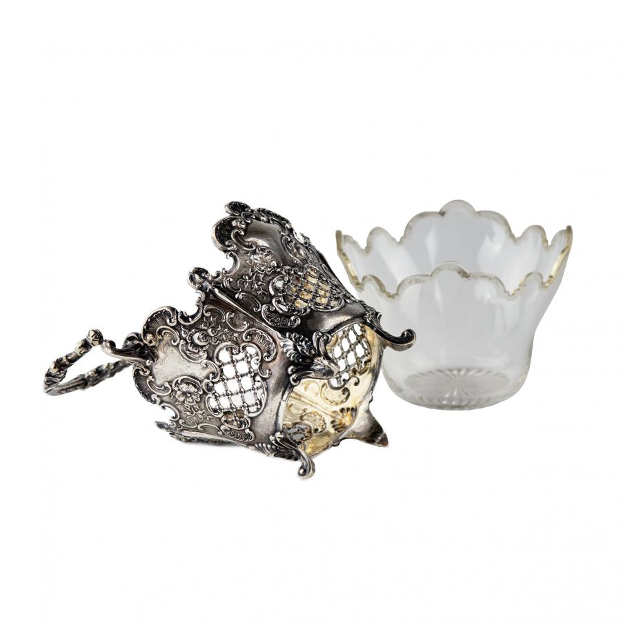 Antique Austrian, silver bowl for sweets from 1867-1872, in the neo-Rococo style.