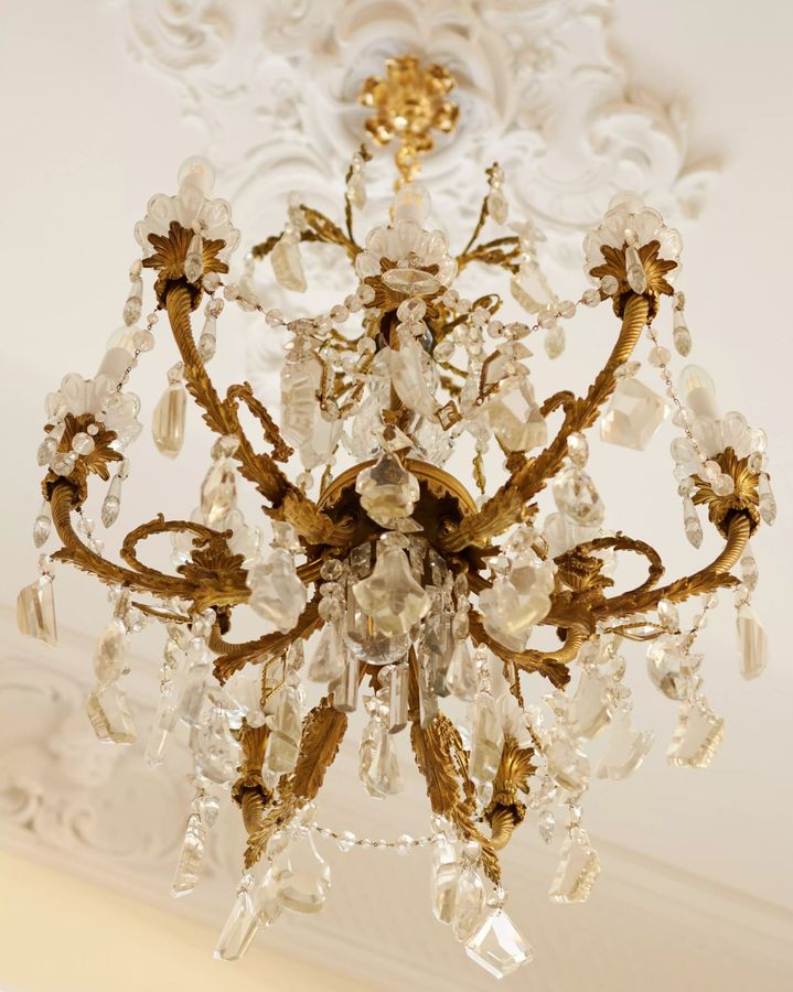 Antique Chandelier Louis XVI.