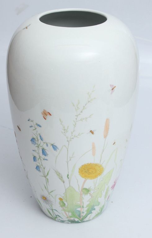 Antique Porcelain vase Meadow