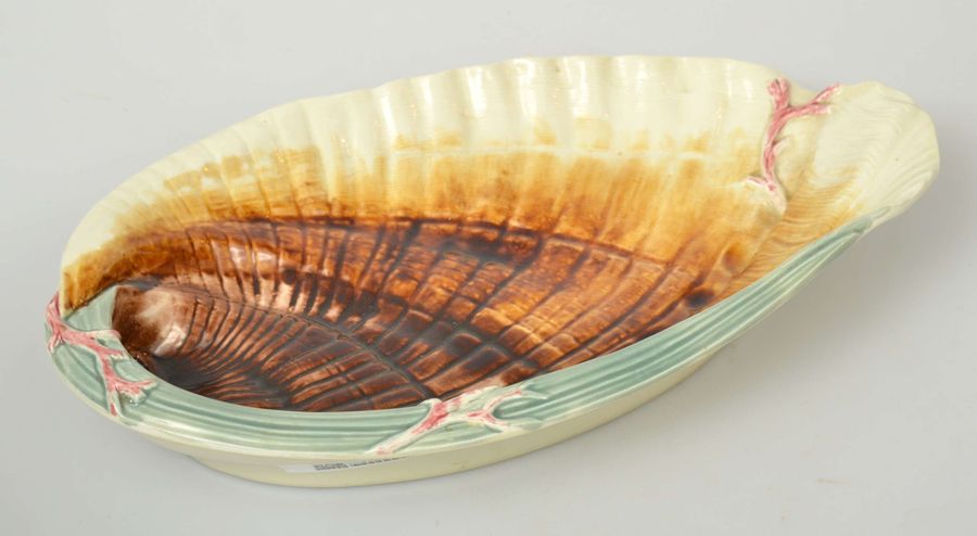 Antique Decorative plate Shell