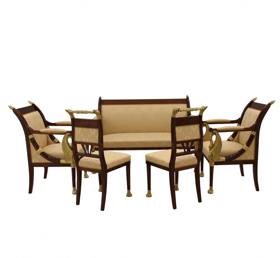 Furniture set