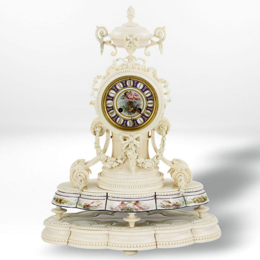 Unique watch from the Napoleon III era. Paris 19th century.