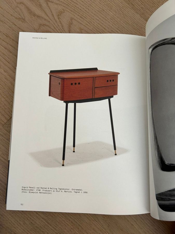 Antique Retro Entrance Furniture in Teak – Rastad & Relling, Model 2740, Designed in 1956