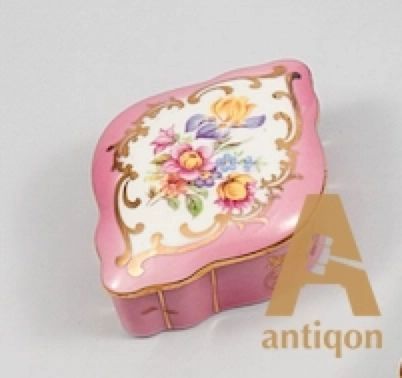 Antique Porcelain box