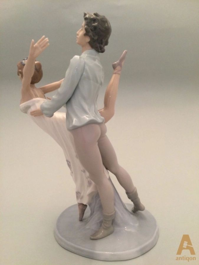 Antique Ballet Couple, Lladro