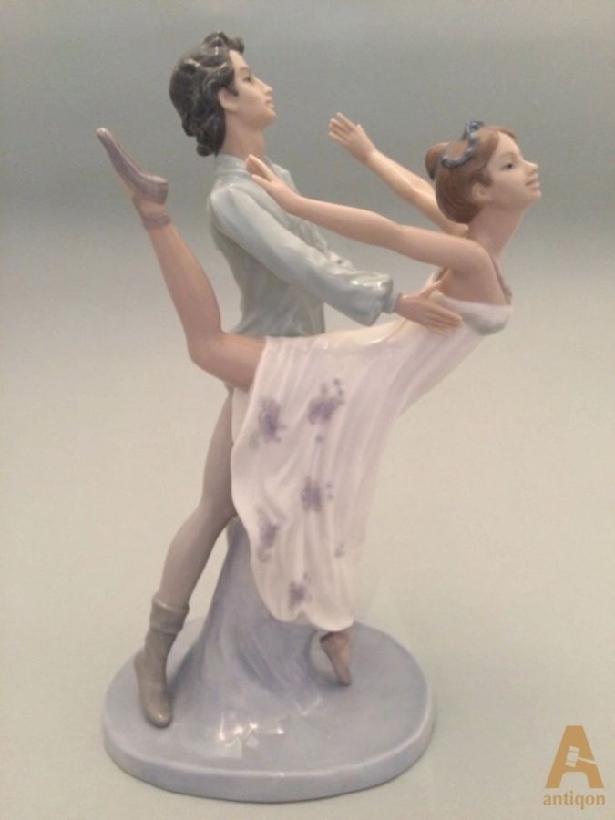 Antique Ballet Couple, Lladro