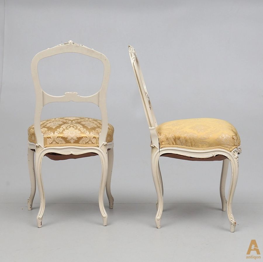 Antique A pair of chairs Rococo style