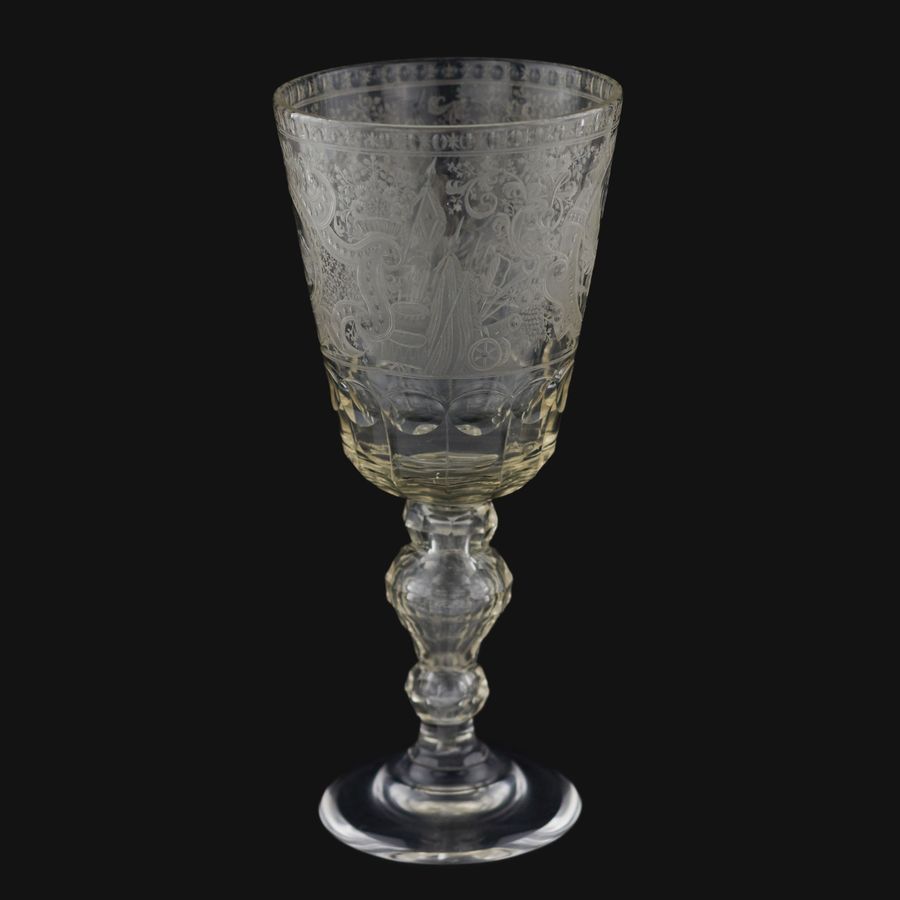 Antique A glass tray goblet with a monogram and a portrait of Elizaveta Petrovna. Russia.19th century.