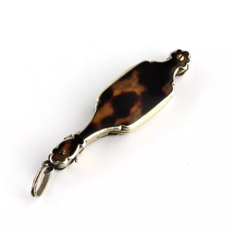 Antique Foldable tortoiseshell lorgnette.