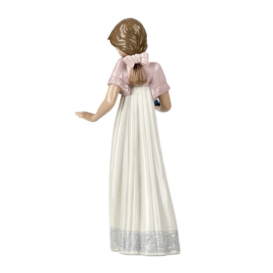 Antique Cute figurine of a young lady with a burnt candle. Ladro, 1991