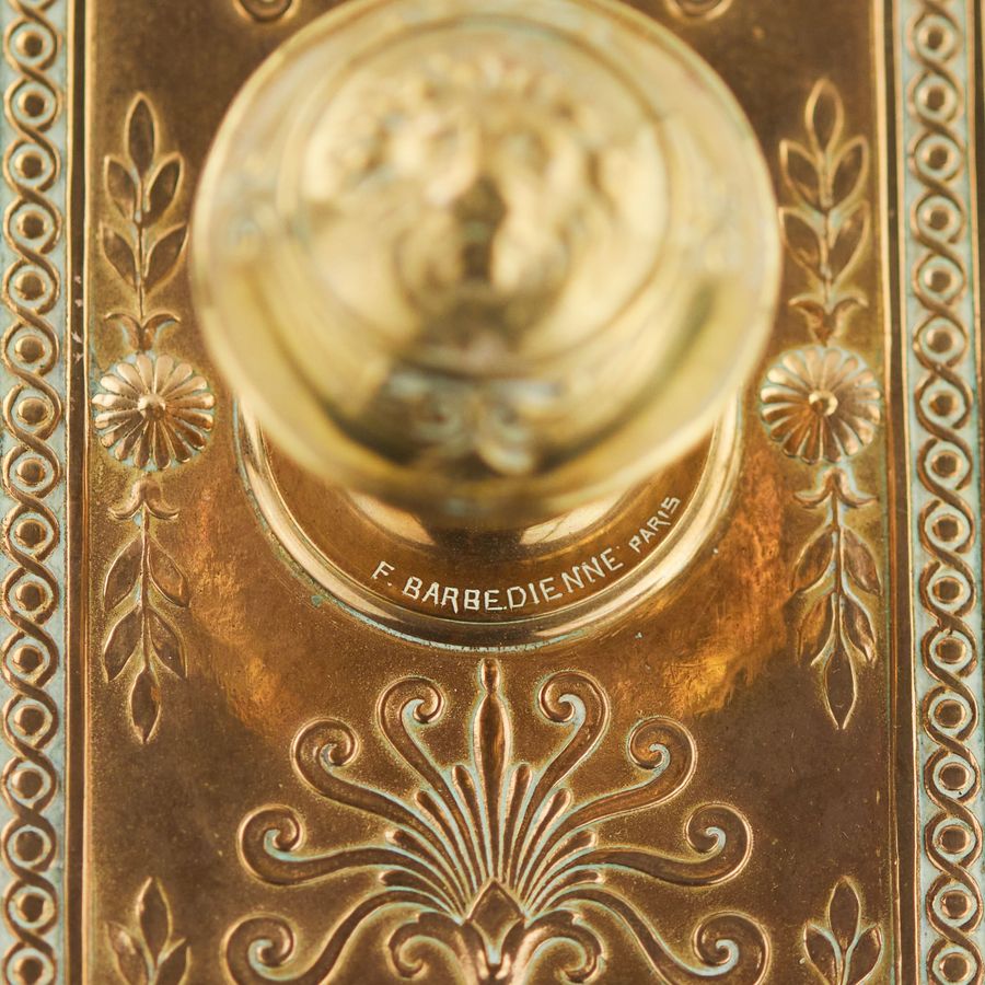 Antique A heavy paperweight made of bronze and wood, in the style of Napoleon III, by the workshop of F. BARBEDIENNE.