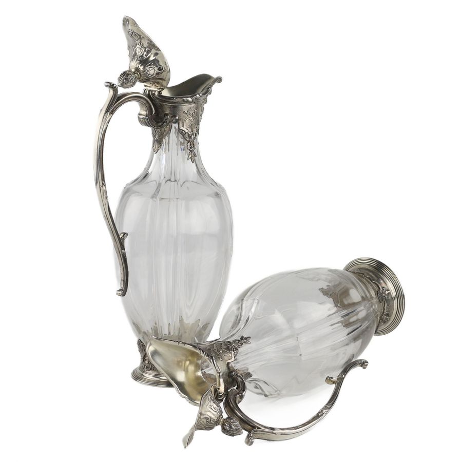 Antique A pair of Regency style crystal jugs in silver from CHRISTOFLE.