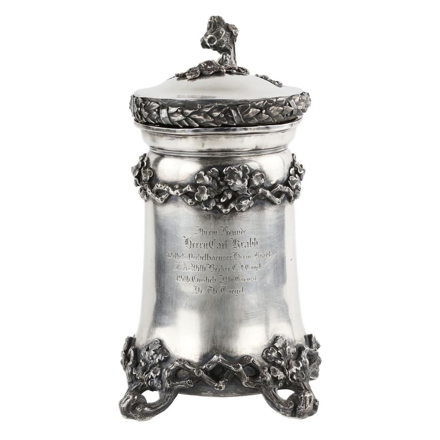 Antique An impressive silver beer cup with oak branch pattern, mid 19th century. Berlin.