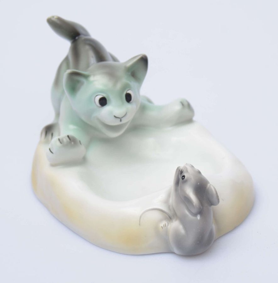 Antique Porcelain ashtray Cat and mouse