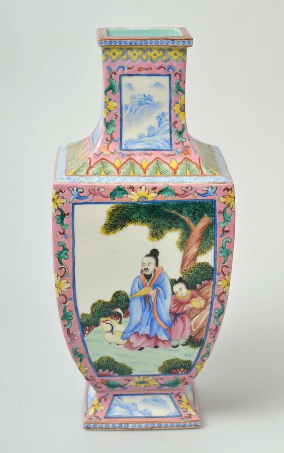 Antique Chinese painted porcelain vase