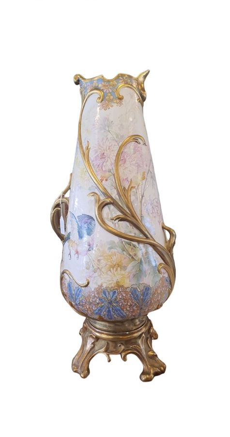 Y?ld?z Imperial Porcelain Factory, Porcelain Vase by Monsieur Narcice  Late 19th-Century Turkey .