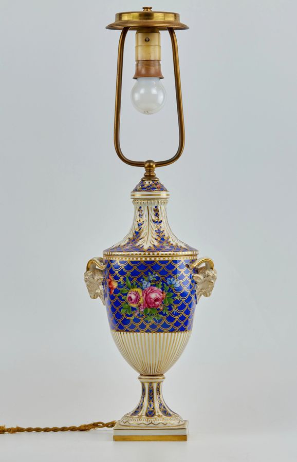 Antique Table lamp with porcelain.