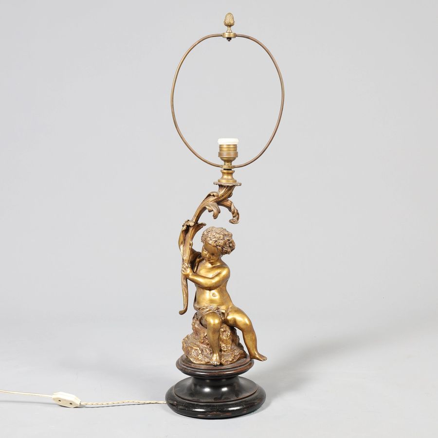 Antique Table lamp Putti.