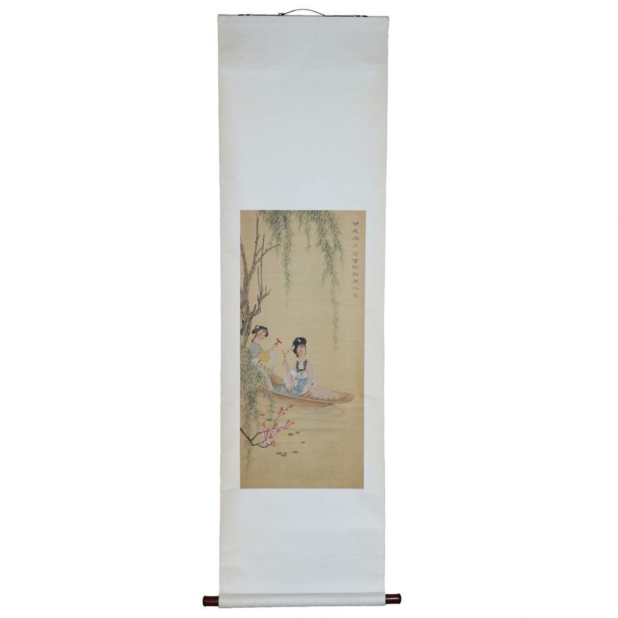 Antique Chinese scroll, water-based painting on silk. Seal: Wen Jin (??). The turn of the 19th-20th centuries.