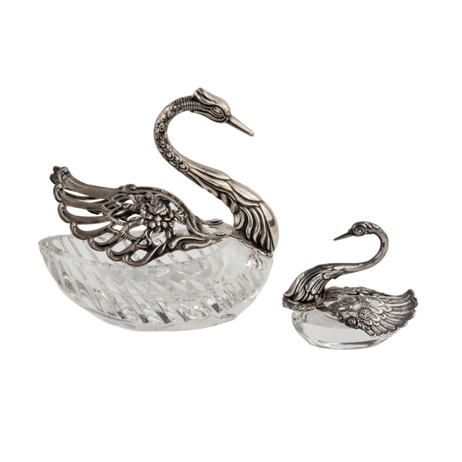 Antique Pair of bonbonnieres. Swans.