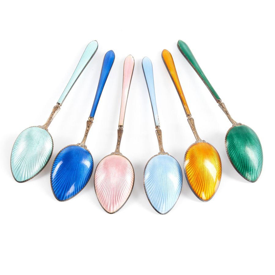 Antique Set of six silver spoons with guilloche enamel, in the original box.