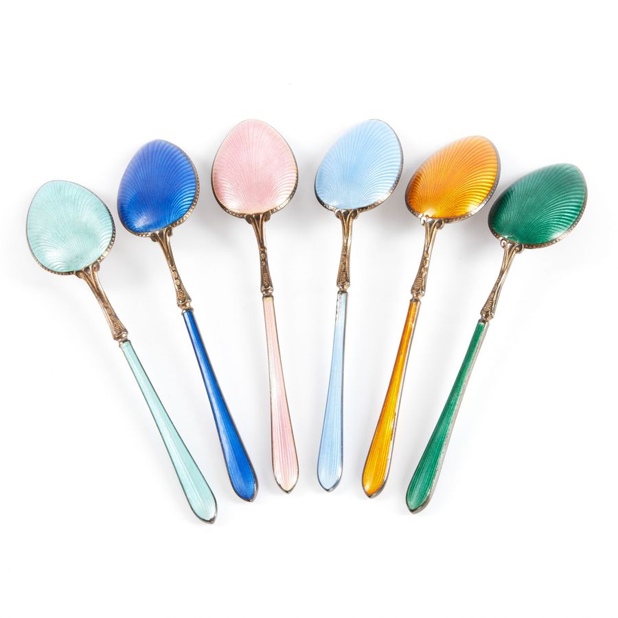 Antique Set of six silver spoons with guilloche enamel, in the original box.