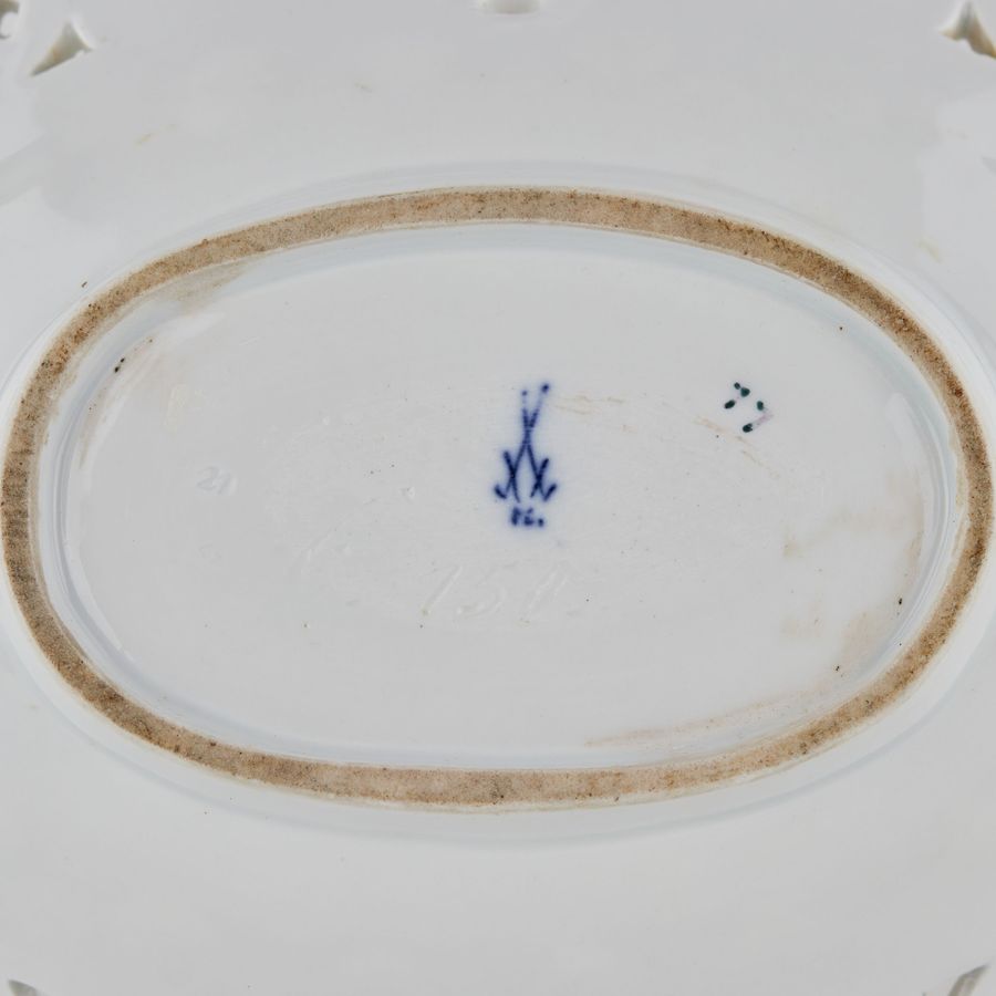 Antique Large rusk bowl. Meissen.