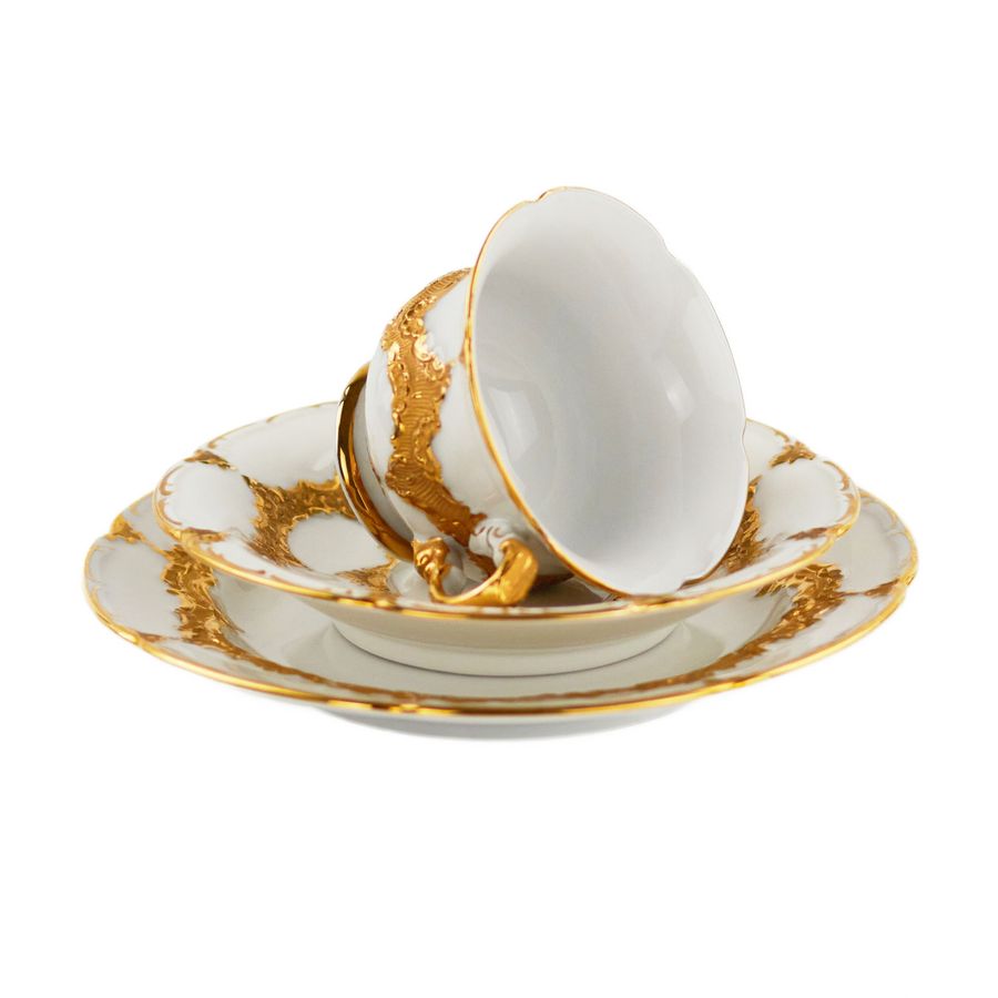 Antique Luxurious mocha service for six people. Meissen. 20th century.