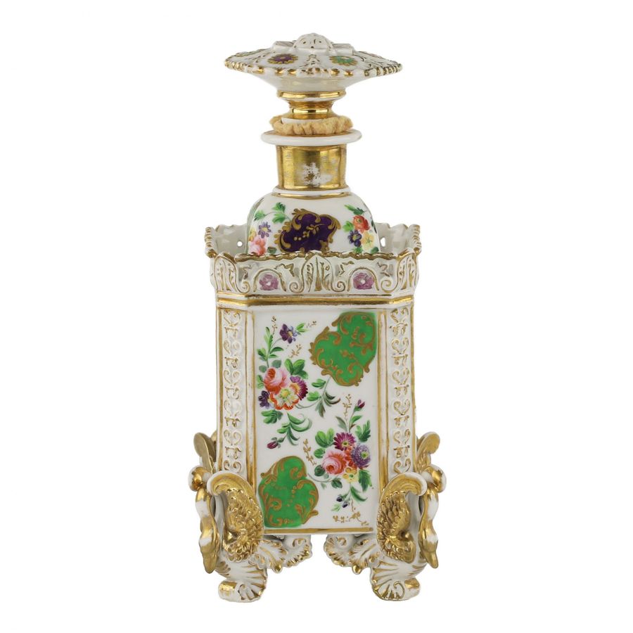 Antique Perfume bottle made of French polychrome and gilded porcelain. Jacob Petit 19th century