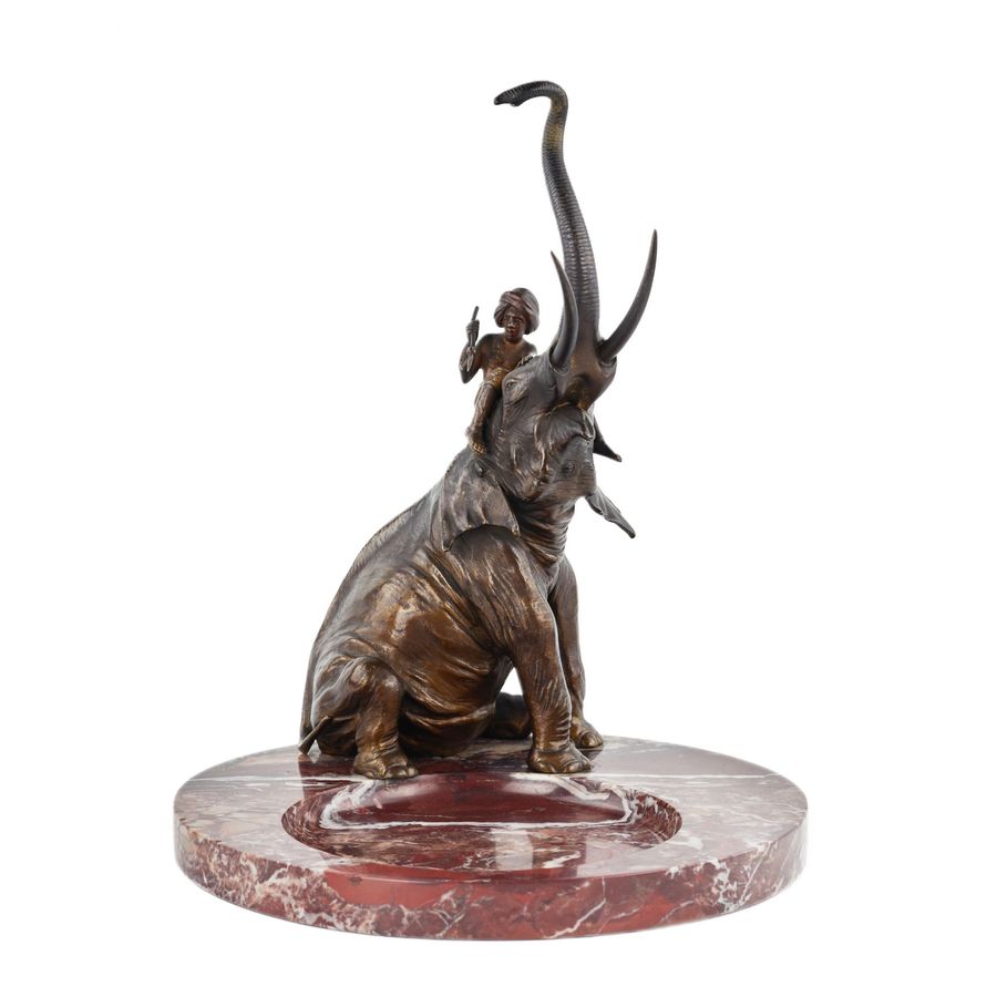 Antique Franz Bergman. Decorative dish for small items made of marble, with a bronze figure of an elephant.