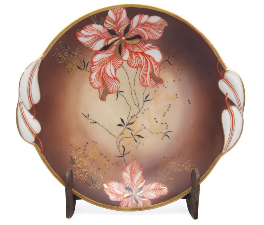 Painted porcelain plate