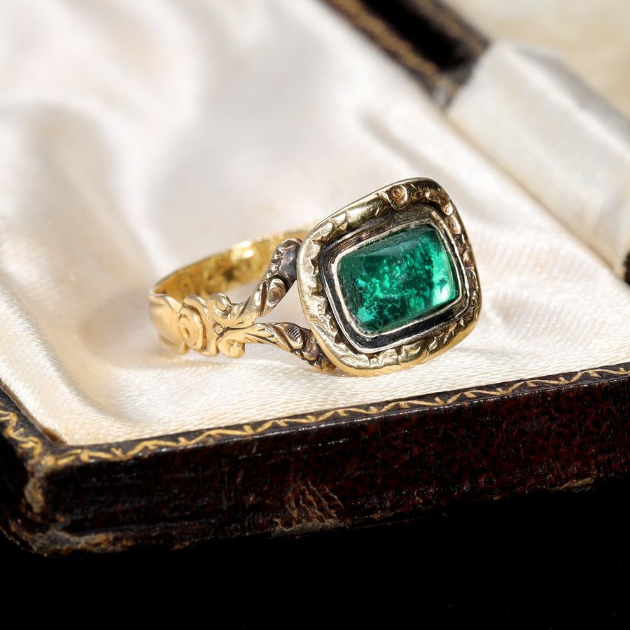 Antique The Antique Georgian 1822 Foil Backed Green Paste Ring