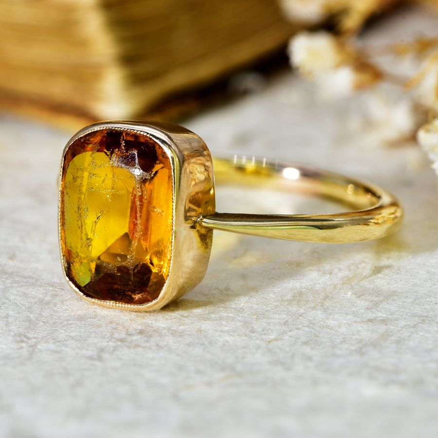 Antique The Vintage Yellow Gemstone Ring